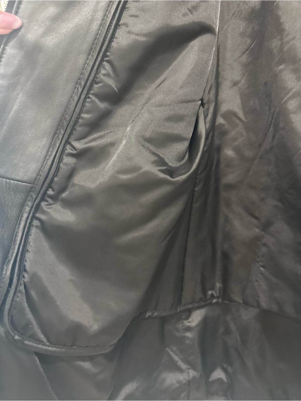 Danier Women’s Genuine Leather car coat zip out liner size Small - Picture 9 of 13